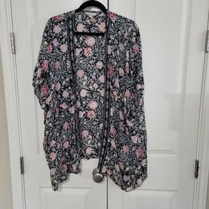 LOFT  Floral Kimono Size M/L